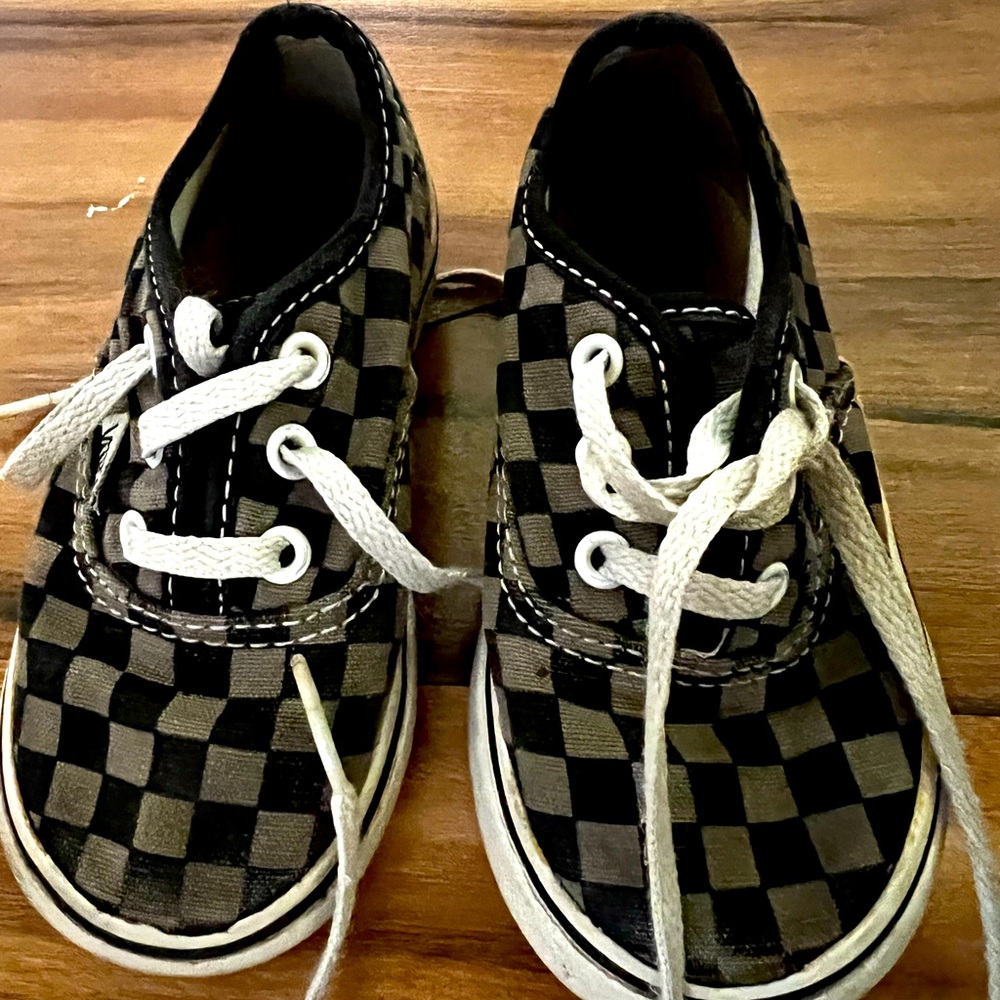Checkered vans toddler shoes